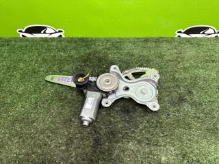 Запчасть стеклоподъемник задний правый PONTIAC VIBE 2004