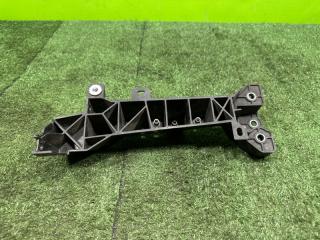 Фото запчасти крепление фары переднее правое INFINITI Q50 2014 контрактная запчасть Запчасть крепление фары переднее правое INFINITI Q50 2014