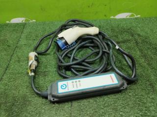 Фото запчасти зарядное устройство NISSAN LEAF 2012 контрактная запчасть Запчасть зарядное устройство NISSAN LEAF 2012