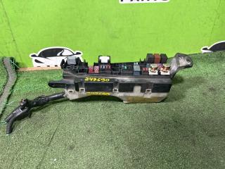 Запчасть блок предохранителей TOYOTA VOLTZ 2002