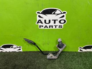 Фото запчасти педаль газа NISSAN ELGRAND 2004 контрактная запчасть Запчасть педаль газа NISSAN ELGRAND 2004