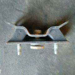 Запчасть подушка акпп TOYOTA LAND CRUISER