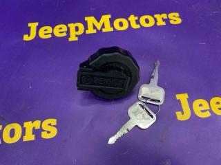 Запчасть крышка бензобака Isuzu Elf