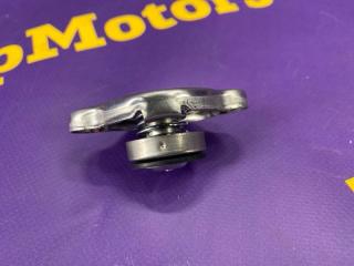 Крышка радиатора LX470 UZJ100 2UZFE