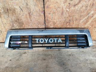 Решетка радиатора TOYOTA HILUX LN106 53111-89136 1 ракурс Решетка радиатора TOYOTA HILUX LN106 53111-89136 1 ракурс