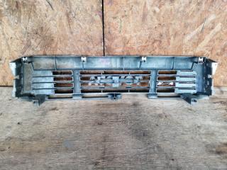 Решетка радиатора TOYOTA HILUX LN106 53111-89136 3 ракурс Решетка радиатора TOYOTA HILUX LN106 53111-89136 3 ракурс