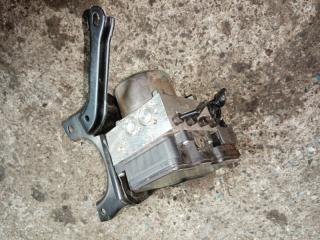 Блок abs TOYOTA YARIS MXPA15 M15A 44540-52c20 2 ракурс