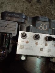 Блок abs TOYOTA YARIS MXPA15 M15A 44540-52c20 4 ракурс