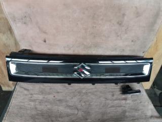 Решетка радиатора SUZUKI WAGON R