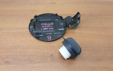 Лючок бензобака SUZUKI WAGON R MH55S 3 ракурс