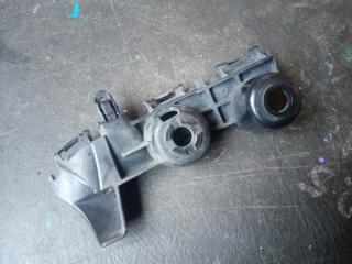 Крепление бампера правое переднее SUZUKI HUSTLER MR31S R06A 2 ракурс