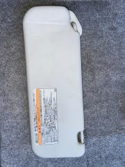 Козырек правый TOYOTA VOLTZ ZZE137 3 ракурс