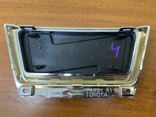 Эмблема TOYOTA NOAH ZRR85 75301-28290 2 ракурс Эмблема TOYOTA NOAH ZRR85 75301-28290 2 ракурс