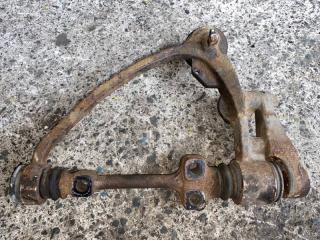 Рычаг правый передний TOYOTA HIACE REGIUS RCH47 3RZFE 2 ракурс