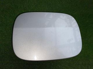 Лючок бензобака TOYOTA BREVIS JCG10 2 ракурс