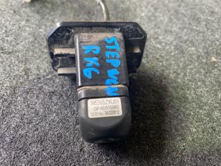 Камера заднего вида HONDA STEPWGN RK6 39530szwj01 2 ракурс