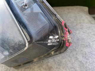 Фара правая HONDA VEZEL RU1 100-62164 4 ракурс