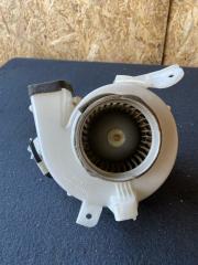 Мотор охлаждения батареи TOYOTA PRIUS NHW20 8713047070 4 ракурс
