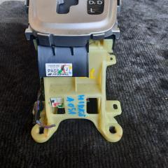Селектор акпп MITSUBISHI MIRAGE A05A 3A90 2400a398 5 ракурс Селектор акпп MITSUBISHI MIRAGE A05A 3A90 2400a398 5 ракурс