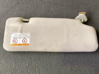 Козырек левый TOYOTA PROGRES JCG10 2 ракурс