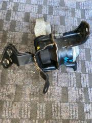 Подушка двигателя правая передняя TOYOTA COROLLA AXIO NZE144 1NZFE 12305-21310 2 ракурс