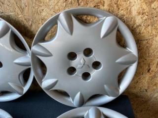 Колпаки на колеса MITSUBISHI GRANDIS NA4W MR594560 5 ракурс