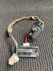 Доводчик двери NISSAN VANETTE SK82MN 4 ракурс