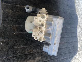 Блок abs TOYOTA CROWN MAJESTA UZS207 3UZFE 44540-30480 2 ракурс Блок abs TOYOTA CROWN MAJESTA UZS207 3UZFE 44540-30480 2 ракурс