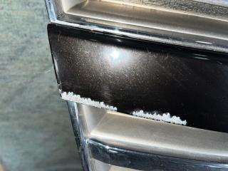 Решетка радиатора NISSAN ELGRAND PNE52 62312 3 ракурс