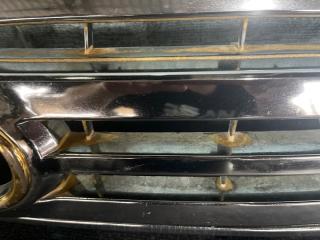 Решетка радиатора TOYOTA LAND CRUISER UZJ100 725B2FJ100 3 ракурс