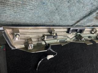 Накладка 5-й двери SUZUKI SOLIO MA36S 83940-57S20-5 3 ракурс