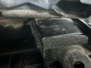 Решетка бамперная HONDA FIT GK3 71115-T5A-J5 4 ракурс