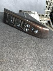 Пульт стеклоподъемника правый передний NISSAN ELGRAND PNE52 2 ракурс Пульт стеклоподъемника правый передний NISSAN ELGRAND PNE52 2 ракурс