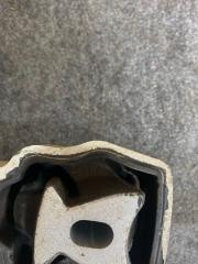 Подушка двигателя правая V60 YV1FW40-MDF B420