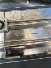 Решетка радиатора DAIHATSU MOVE LA100S 53101-B2130 3 ракурс