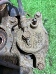 Ступица левая передняя TOYOTA VISTA SV55 3SFE 3 ракурс