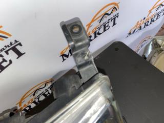 Фара левая TOYOTA LAND CRUISER HDJ101 60-67 4 ракурс