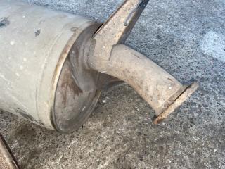 Глушитель TOYOTA HIACE KDH205 2KDFTV 17410-30090 2 ракурс