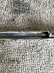 Молдинг левый передний TOYOTA CROWN ARS210 5271330110 5 ракурс