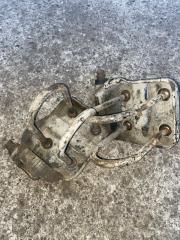 Стремянка рессоры TOYOTA HIACE KDH205 2KDFTV 90117-14177 2 ракурс Стремянка рессоры TOYOTA HIACE KDH205 2KDFTV 90117-14177 2 ракурс
