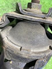 Подушка двигателя левая передняя HONDA STEPWGN RF1 B20B 3 ракурс