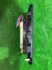 Пульт стеклоподъемника правый передний TOYOTA WILL CYPHA NCP70 84040-52010 2 ракурс