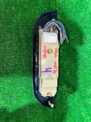 Пульт стеклоподъемника правый передний TOYOTA WILL CYPHA NCP70 84040-52010 3 ракурс
