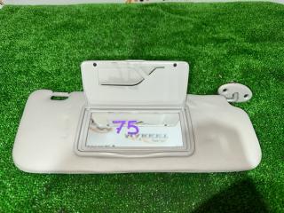 Козырек правый TOYOTA VITZ NCP10 1 ракурс