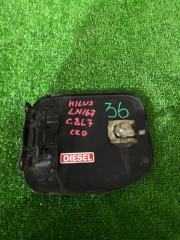 Лючок бензобака TOYOTA HILUX LN167 77305-35061 2 ракурс