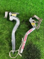 Петля капота TOYOTA BELTA KSP92 5342052240 2 ракурс