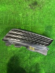 Решетка радиатора передняя левая NISSAN MARCH