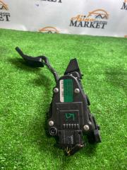 Педаль газа AUDI A4 8E5 8e2721523e 5 ракурс