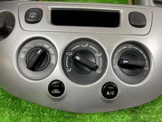 Блок управления климат-контролем MAZDA TRIBUTE EP3W 3 ракурс Блок управления климат-контролем MAZDA TRIBUTE EP3W 3 ракурс