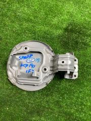 Лючок бензобака TOYOTA SPADE NCP141 5 ракурс